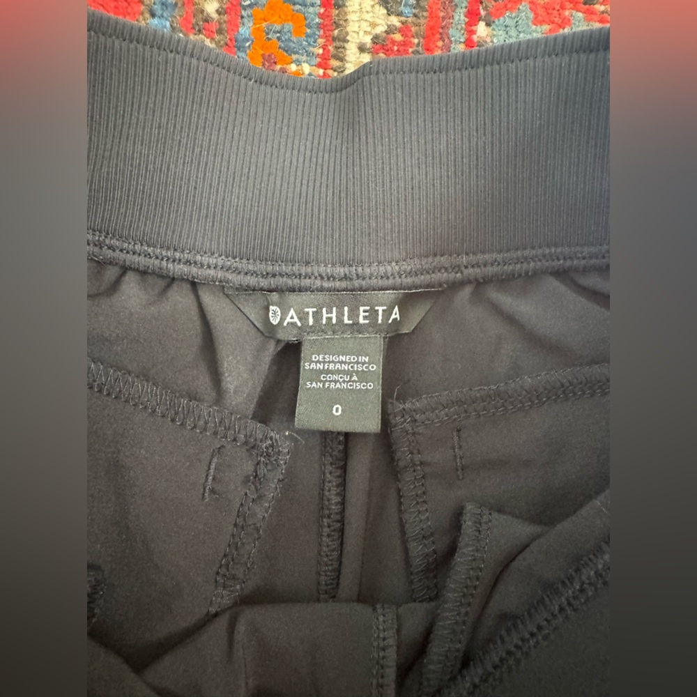 Athleta Women's Black Shorts - Picture 4 of 5